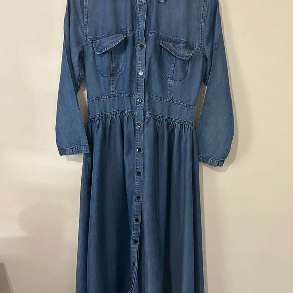 Dainty Jewells Dresses & Skirts - Dainty Jewells Classic Blue Denim Dress